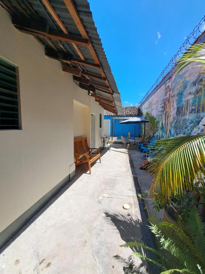 Hostal Mochilas กรานาดา ภายนอก รูปภาพ