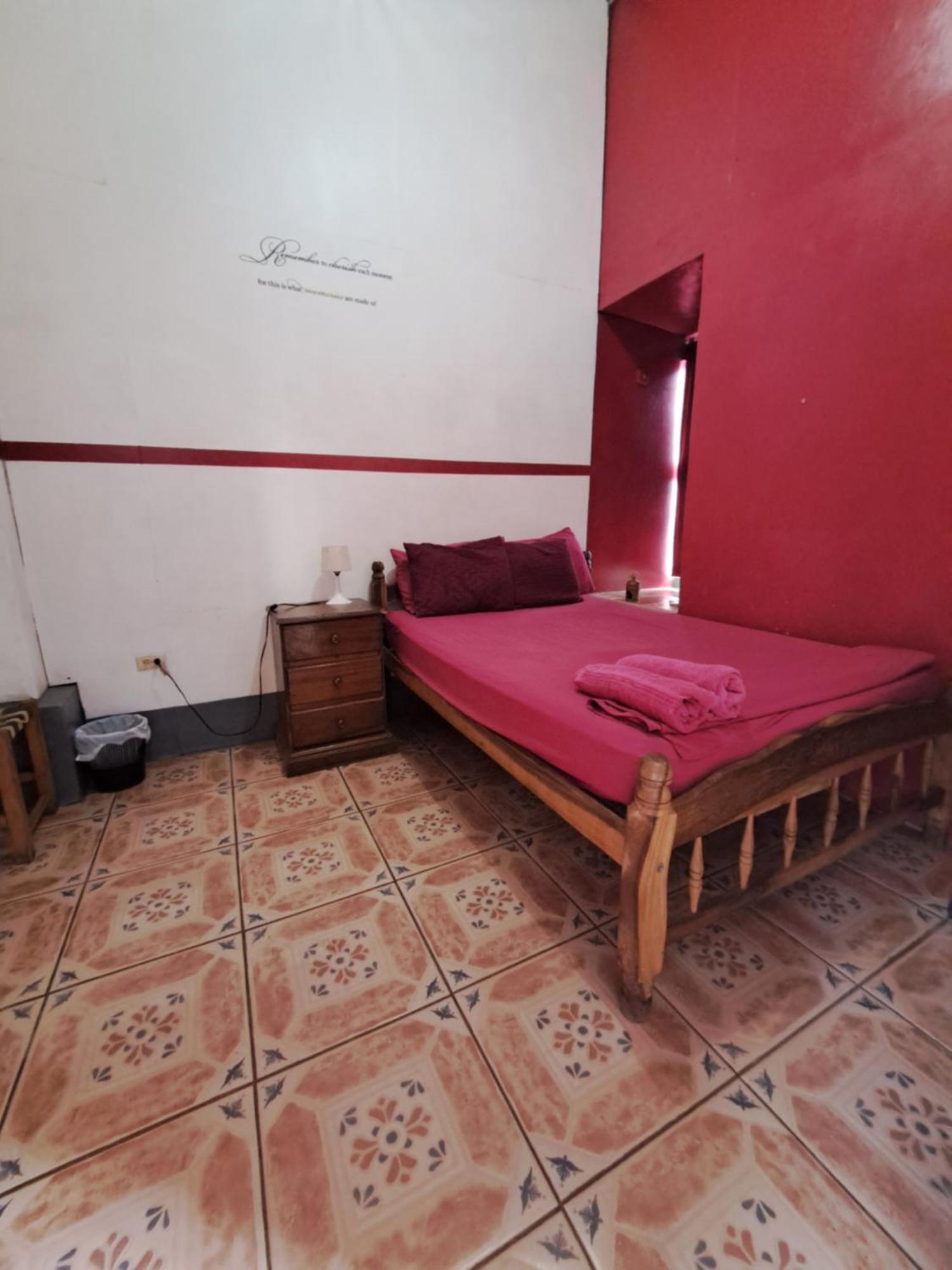 Hostal Mochilas กรานาดา ห้อง รูปภาพ