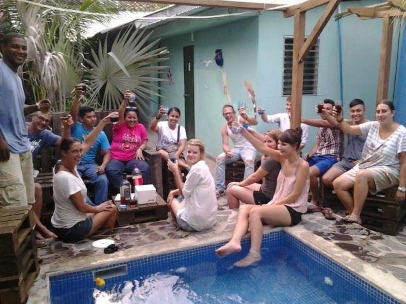 Hostal Mochilas กรานาดา ภายนอก รูปภาพ