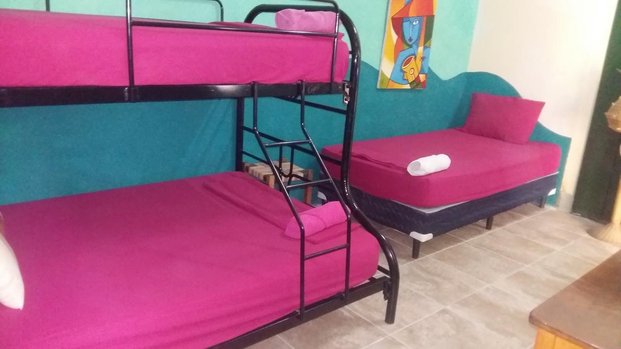 Hostal Mochilas กรานาดา ภายนอก รูปภาพ
